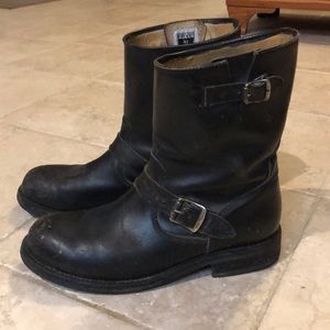 Men’s frye boots!!